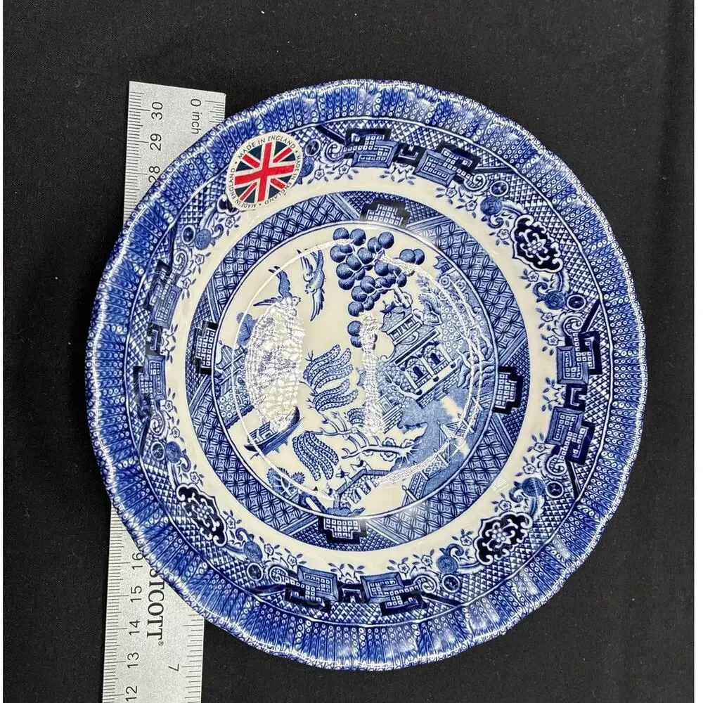 Blue Willow Made in England Two Serving Bowls Blue White 6.25